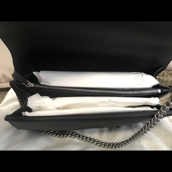 Authentic Black Gucci Dionysus Shoulder Bag - Picture 3 of 4